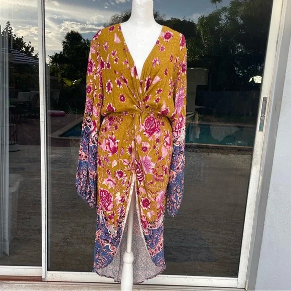 Anthropologie Floral Long Sleeve Tunic Size Medium - Picture 2 of 13